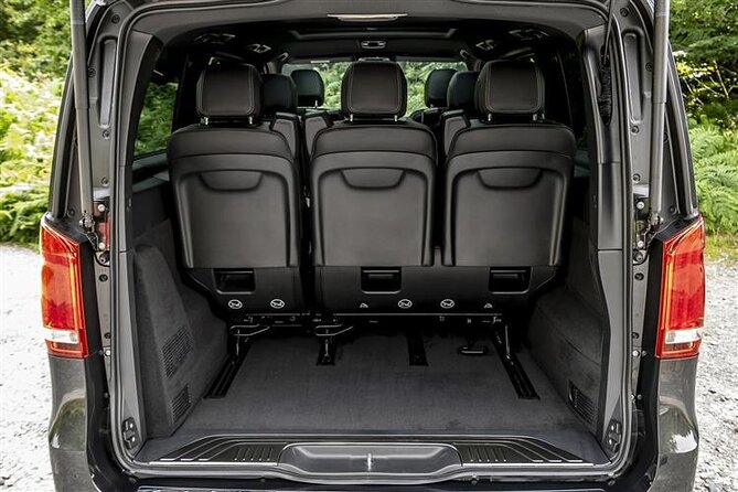 Arrival Transfer Valencia Airport VLC to Valencia City by Minivan - Leaving Valencia Airport without the usual fuss