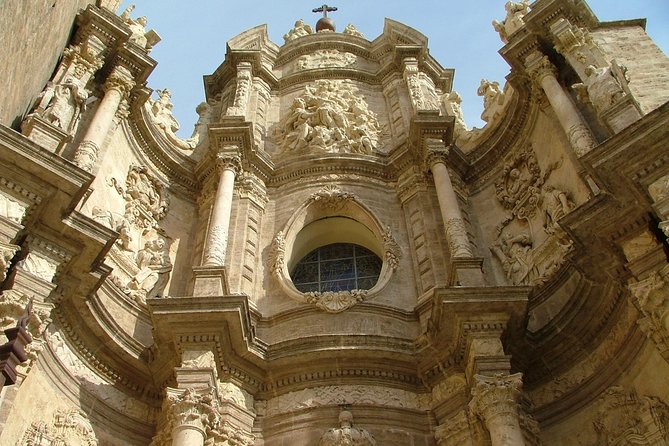 Best of Valencia 4-Hour Private Tour with transport - Central Market: A Short Taste of Local Life