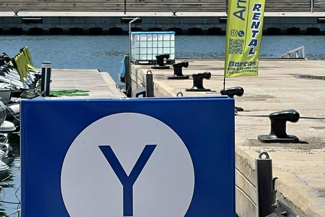 Boat Rental Without License in La Marina de Valencia - Heading toward Port Saplaya