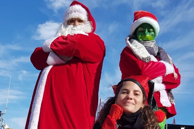 Christmas Boat Experience in Valencia - What the 40-minute Christmas Boat Experience Includes