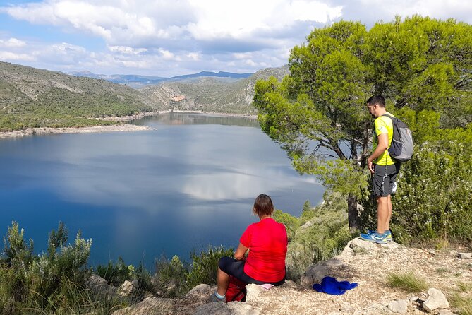Chulilla Hike to the Hanging Bridges from Valencia - Starting at Torres de Serranos at 9:30 am