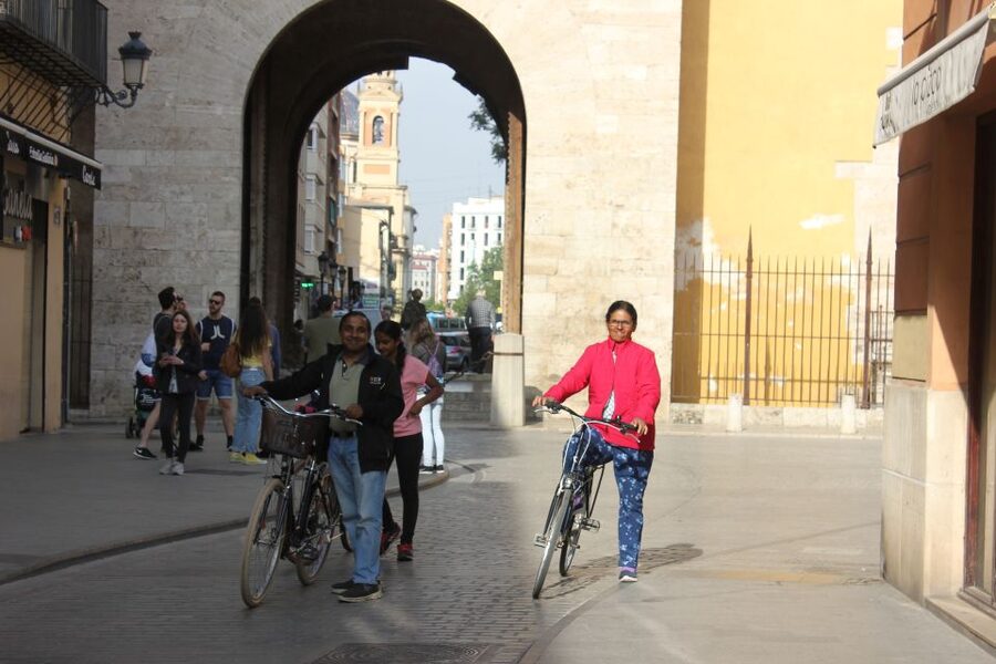 City of Arts & Sciences Tour on Bicycle, E-Bike or E-Step - Is $23 a good value?
