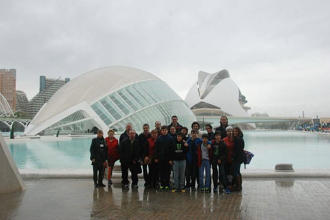 City of the Arts and Sciences - Outdoor format, weather, and comfort