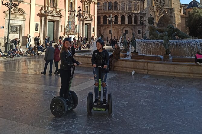 Complet Segway Tour Medieval + Gardens - Fine Arts Museum and the cultural side of the route