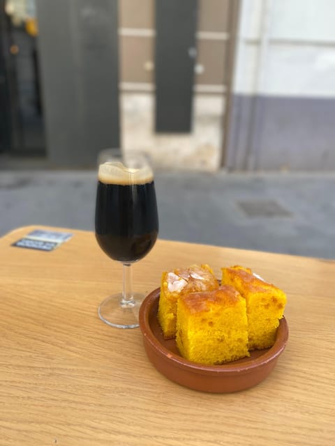 Craft Beer Tour and Tapas in Ruzafa - Valencia - Olhops Craft Beer Lab and a Focus on Selection
