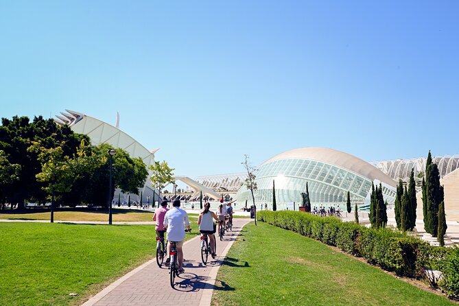 Essential Valencia by Bike | Discover the City’s Best in One Ride - What the guide adds beyond the route