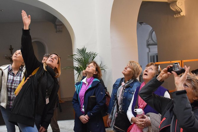 Essentials of Valencia and its World Heritage Sites - Plaza de la Virgen and the Water Tribunal