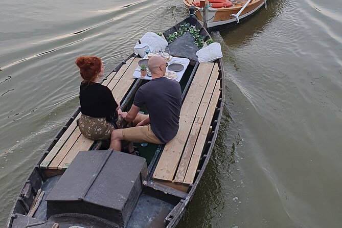 Excursion to the lagoon, sunset and boat ride. - Weather, cancellations, and the practical details