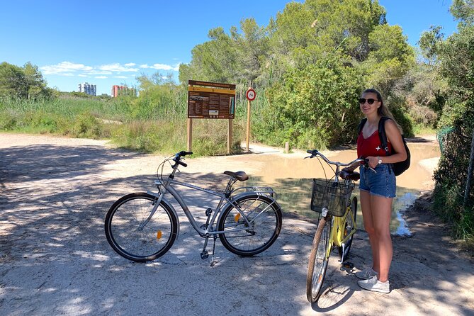 From the Old Town to the City of Arts – Small Group Bike Tour - Bikes, water, and the value of the price