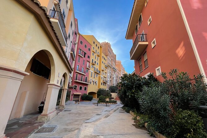 From the Old Town to the City of Arts – Small Group Bike Tour - Group size, private touring, and pace
