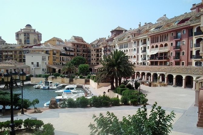 From the Old Town to the City of Arts – Small Group Bike Tour - Serranos Towers and Valencia’s old defensive edge