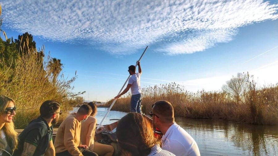 From Valencia: Albufera Day Trip with Boat Tour and Transfer - The boat ride is the main event
