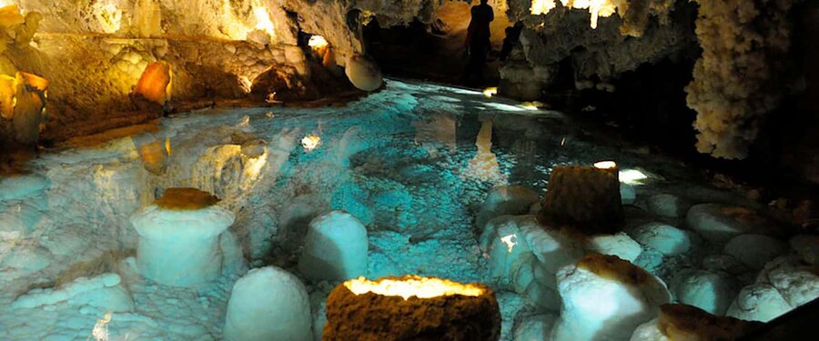 From Valencia: Boat ride through the impressive Caves of Sant Josep. - What makes the underground river unusual