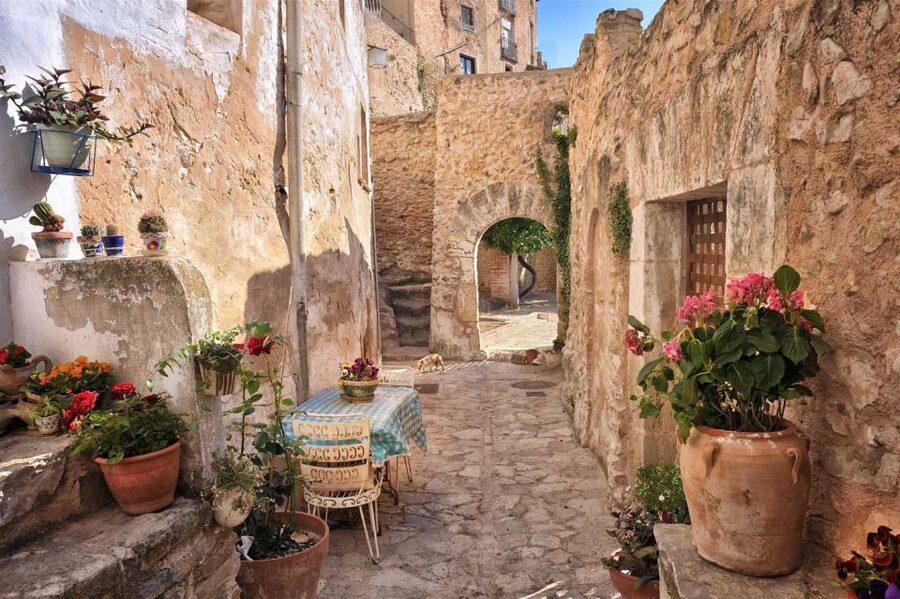 From Valencia: Bocairent and Covetes dels Moros Day Trip - Key points to know before booking