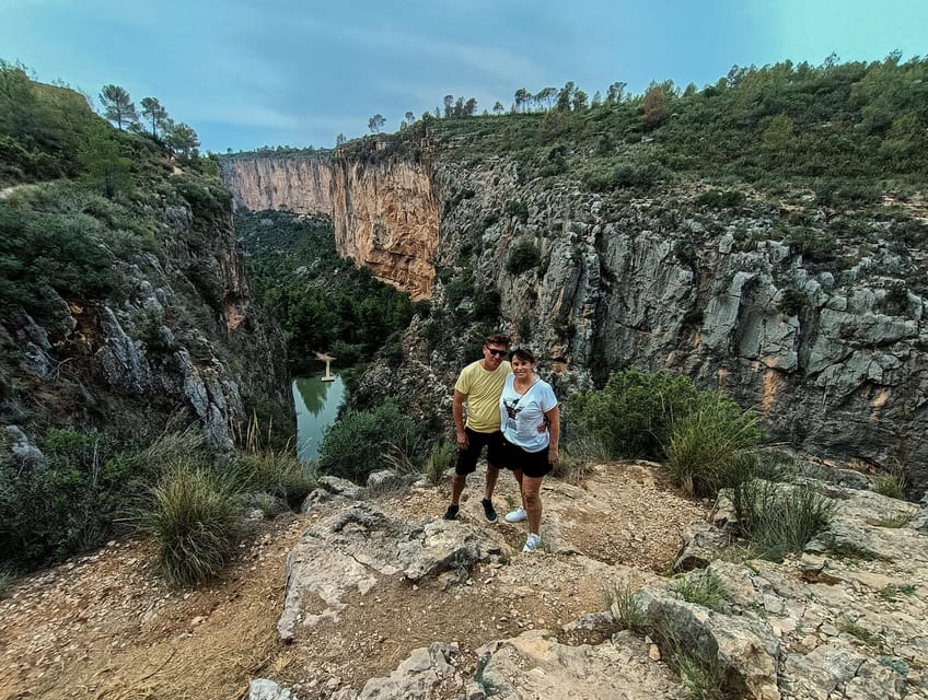 From Valencia: Chulilla, Turia Canyon, Hanging bridges... - Exploring Chulilla after the hike