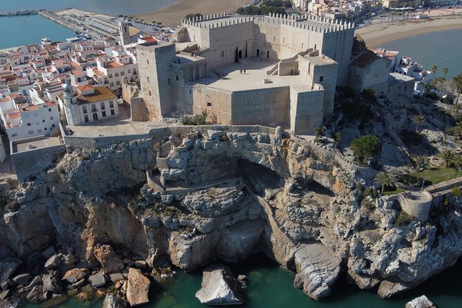 From Valencia: Day Tour in Peniscola, Game of Thrones - Walking the old town and Game of Thrones locations