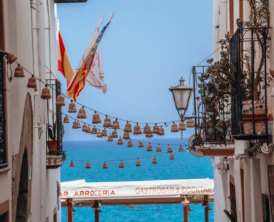 Day Trip to Peñiscola with Castle Visit