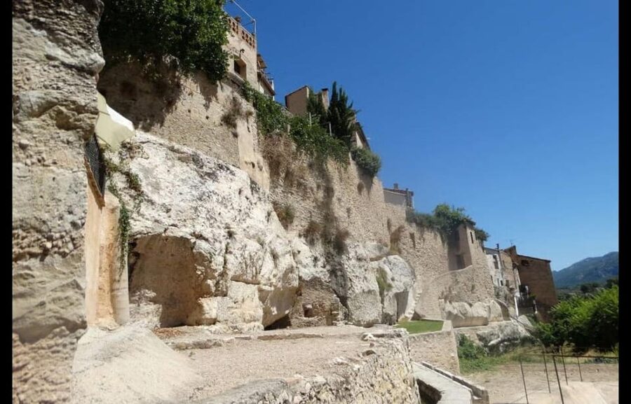 From Valencia: Discover the Medieval Splendour of Bocairent - Exploring Bocairent’s medieval quarter
