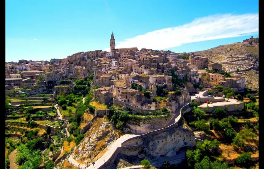 From Valencia: Discover the Medieval Splendour of Bocairent - Who should book this excursion?