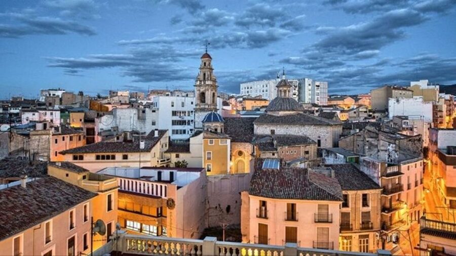 From Valencia: Guided Day Trip to Xàtiva and Anna - Leaving Valencia for the inland hills