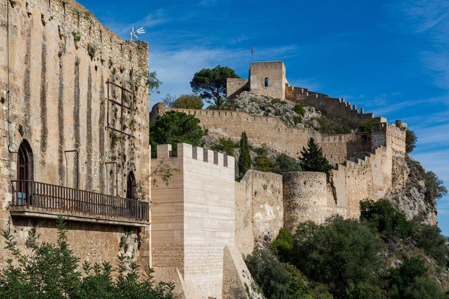 From Valencia: Guided Day Trip to Xàtiva and Anna - Anna and the palace called the Valencian Alhambra