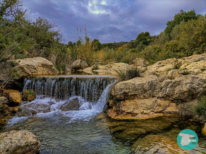 From Valencia: Hiking Tour to Two Stunning Waterfalls - The Guide Makes the Walk More Than a Photo Stop