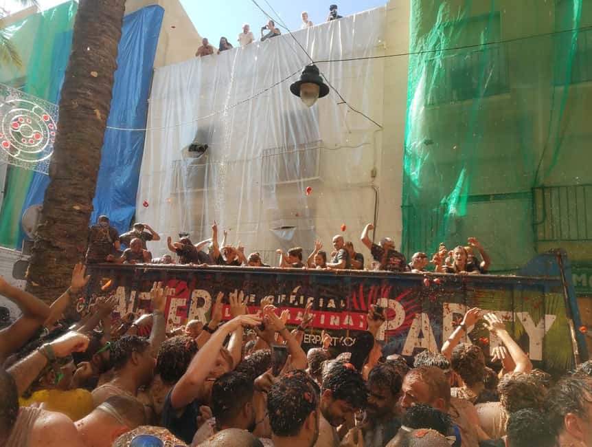 From Valencia: La Tomatina 2025 - Starting beside the University of Valencia