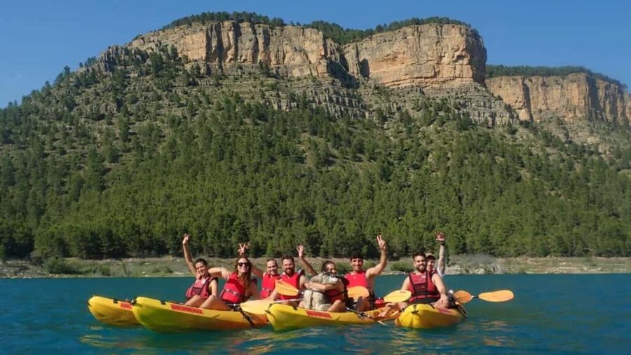 From Valencia: Montanejos Guided Hike with Natural Pools - From Valencia to the Mijares River