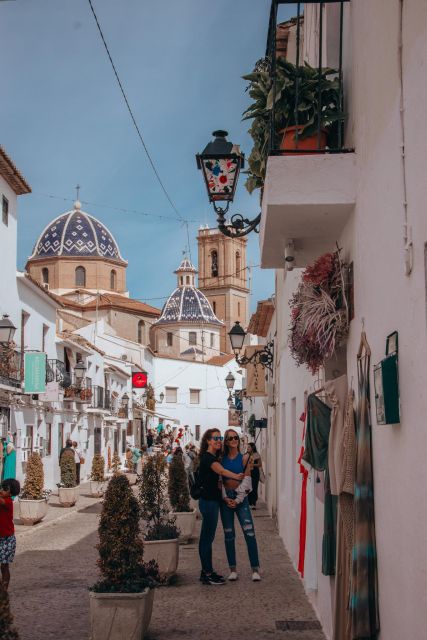 Full Day Tour to Altea, Benidorm & Villajoyosa from Valencia - How much walking and how much time?