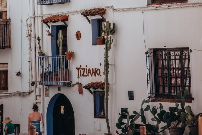 Full Day Tour to Peñíscola from Valencia - What the $82 price really covers