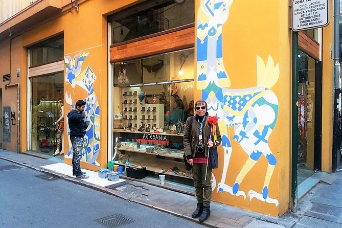 Grafiti tour and Carmen Quarter - Why El Carmen works so well for a graffiti walk