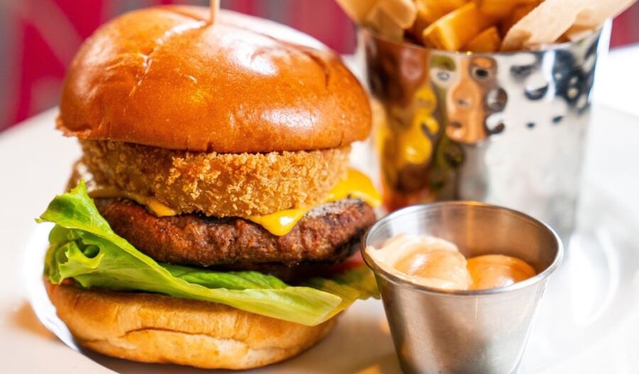 Hard Rock Cafe Valencia: Special Menus - Food choices for families and mixed groups