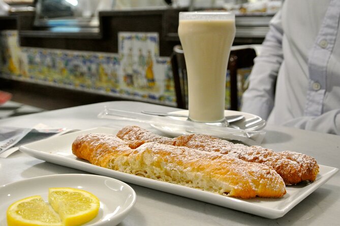 Highlights of Valencia Half-Day Private Tour with Local Tasting - Central Market and La Lonja de la Seda