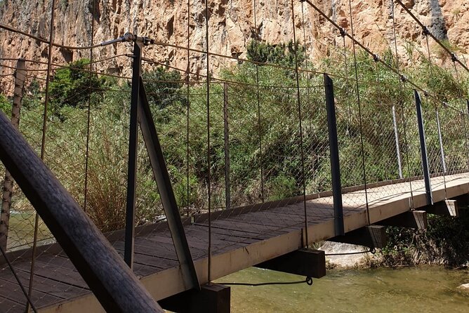 Hike Hanging Bridges and Canyon Túria - Chulilla - OFFICIAL GUIDE - Chulilla Castle, beer, and the end of the day