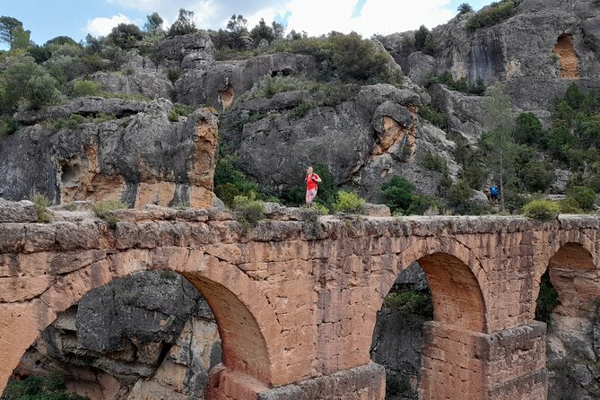 Hike to the Roman aqueduct Peña Cortada - The Ruta del Agua and the sound of water