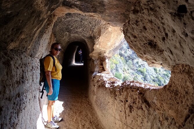 Hike to the Roman aqueduct Peña Cortada - Physical difficulty and safety
