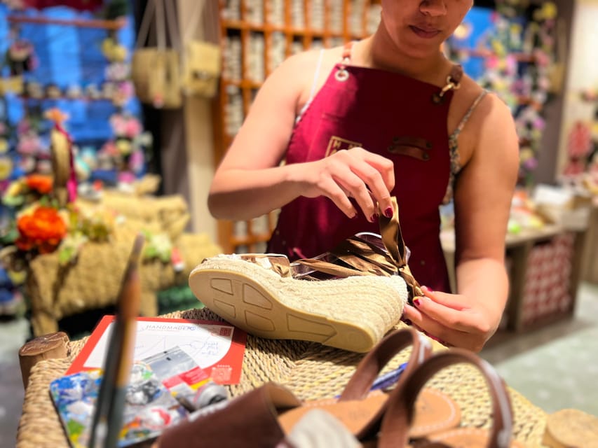 Make Authentic Espadrilles in Valencia - Learning what goes into a traditional pair