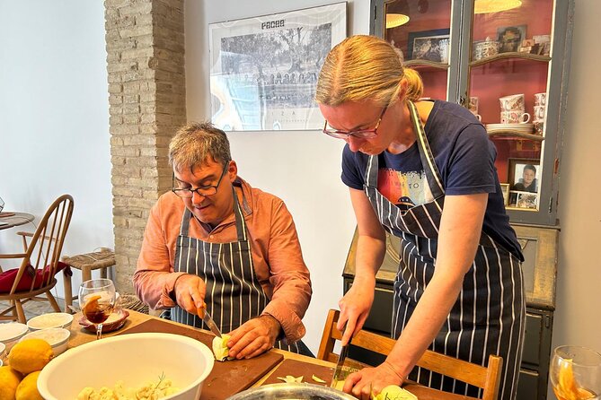 Make Valencian 'Pizza' in Ruzafa - Key points to know before booking