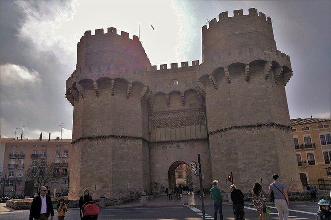 Medieval Valencia Small-Group Walking Tour with Local Guide - The best time to schedule this walk