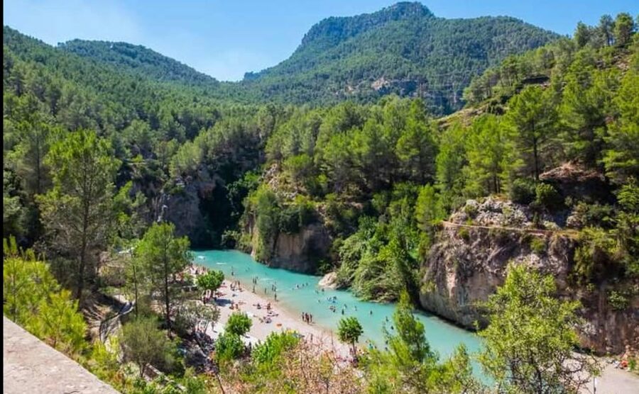 Montanejos Thermal Springs and Waterfall, food included - Who should book this Montanejos day trip?