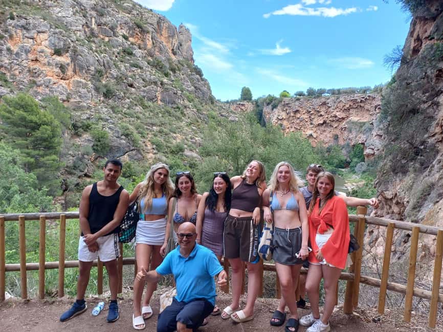 Montanejos Thermal Springs and Waterfall, food included - Lunch after the swim