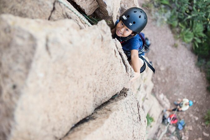 Outdoor climbing for beginners - Languages, group types, and the best match