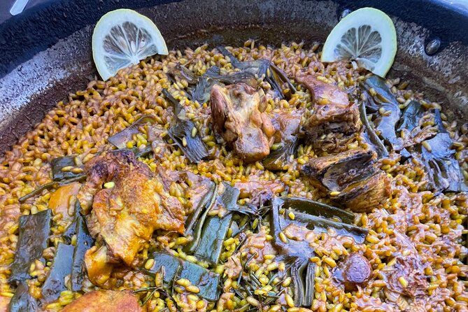 Savor Spain: Your Ultimate Tapas Tour Guide - A food walk with Old Town history