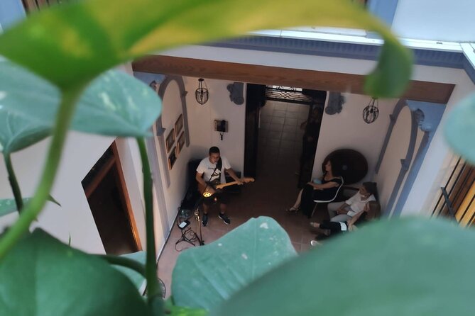 Secret Concert and Tasting in Valencia - A secret address makes the evening feel different