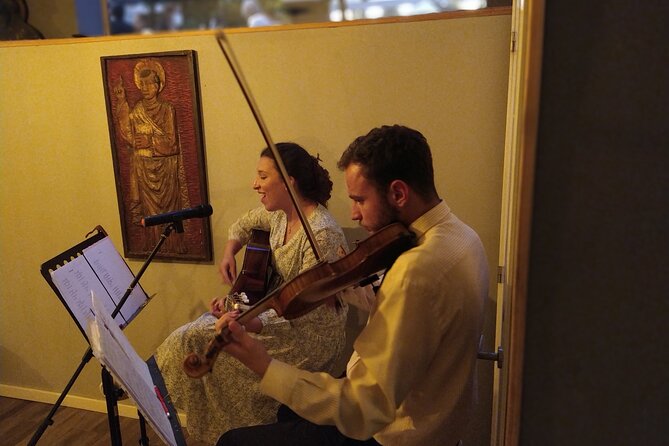Secret Concert and Tasting in Valencia - A small group changes the feel