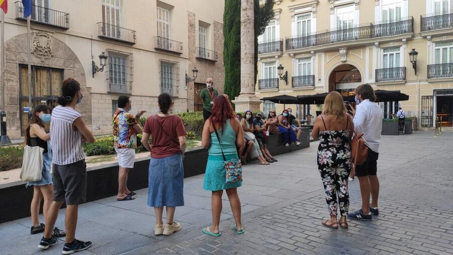 Secret Valencia Experience: The City and Its Flavors - Restaurant Secret and the meal you pay for separately