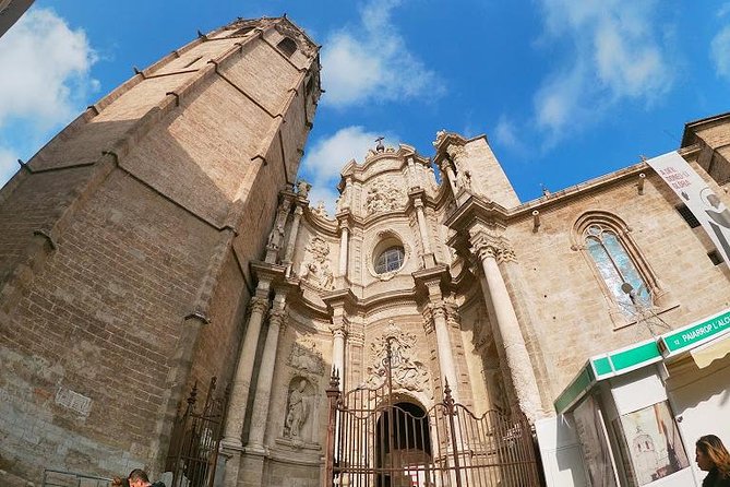Shore Excursion: Valencia Half-Day Private Tour - Valencia Cathedral and the Holy Chalice