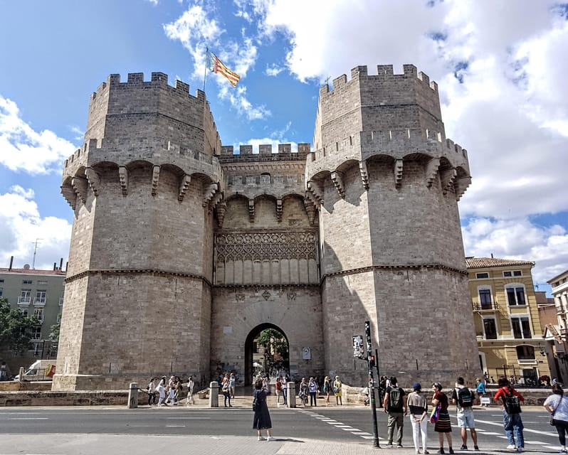 TAPAS GASTRONOMIC TOUR - Serranos Towers and another tapas tasting