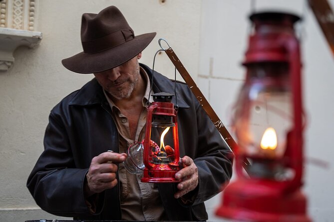 The Holy Grail with Indiana Jones - Stop 4: The crocodile and church art at the Patriarch