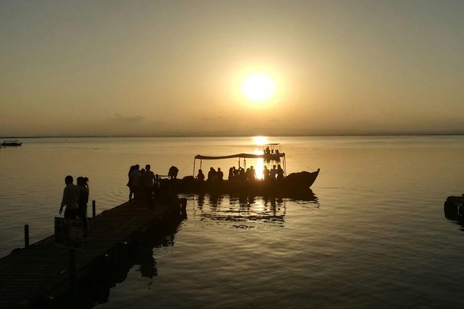 The Original Albufera Tour: Barraca, Boat Ride & Local Guide - El Palmar shows the human side of Albufera